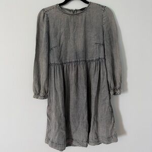 Velvet Heart Chambray Super Soft Gathered button cuff